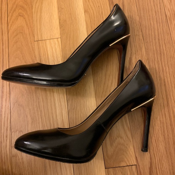 Rachel Zoe Black pointed toe heels - Picture 5 of 5